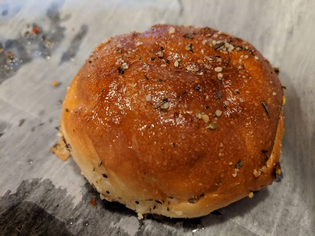 Benitos Italian Cafe and Pizzeria | restaurant | 9475 Philips Hwy, Jacksonville, FL 32256, USA | 9045380222 OR +1 904-538-0222