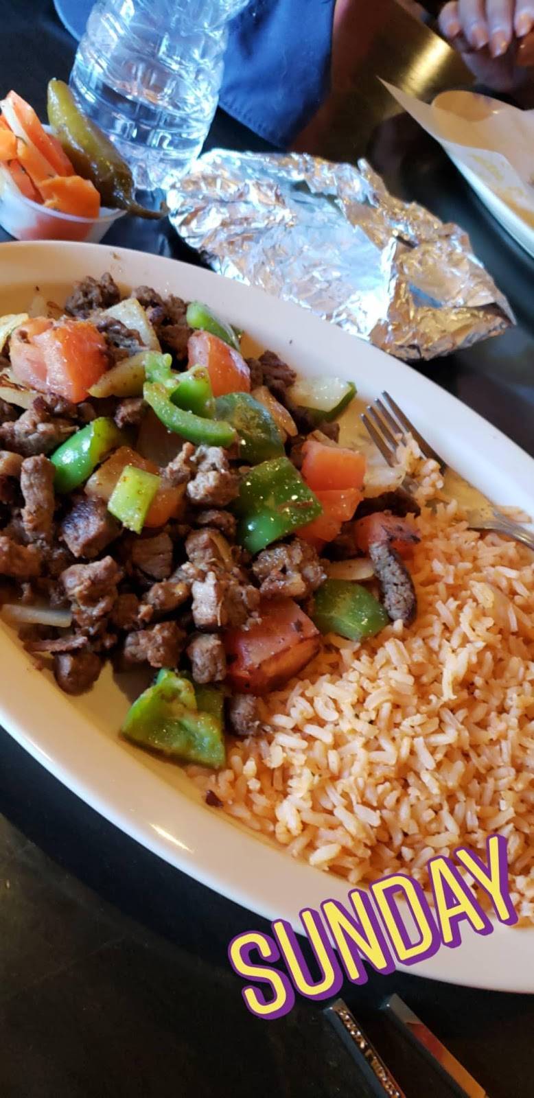 Albertos Mexican Food | restaurant | 1351 Foothill Blvd, La Verne, CA 91750, USA | 9095966321 OR +1 909-596-6321