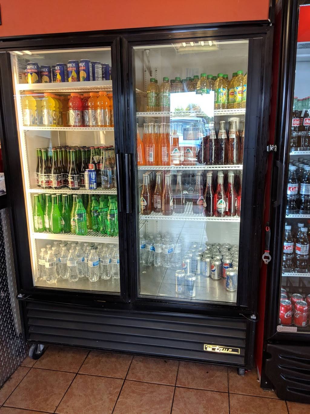 Tacos Selene | restaurant | 15343 E 6th Ave, Aurora, CO 80011, USA | 3033437879 OR +1 303-343-7879