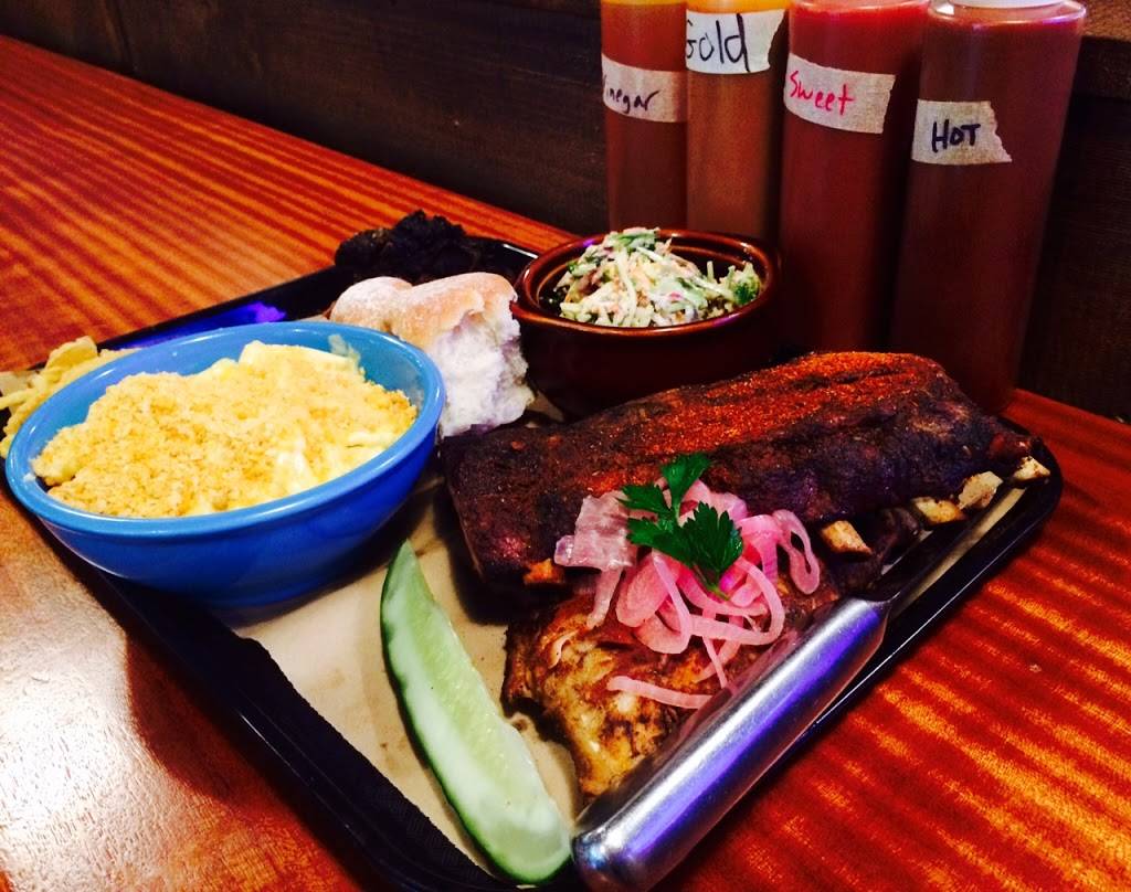 Surfside Smokehouse | restaurant | 14 Union St, Plymouth, MA 02360, USA | 5089274111 OR +1 508-927-4111