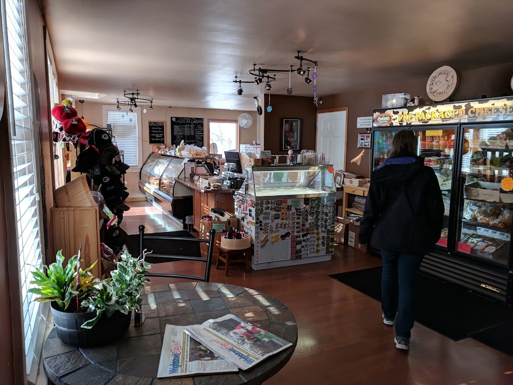 Scray Cheese | restaurant | 2082 Old Martin Rd, De Pere, WI 54115, USA | 9203470303 OR +1 920-347-0303