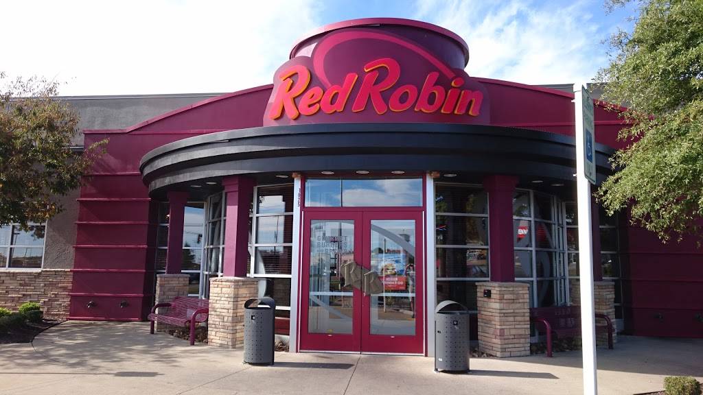 Red Robin Gourmet Burgers and Brews | restaurant | 1025 Vann Dr, Jackson, TN 38305, USA | 7316641940 OR +1 731-664-1940