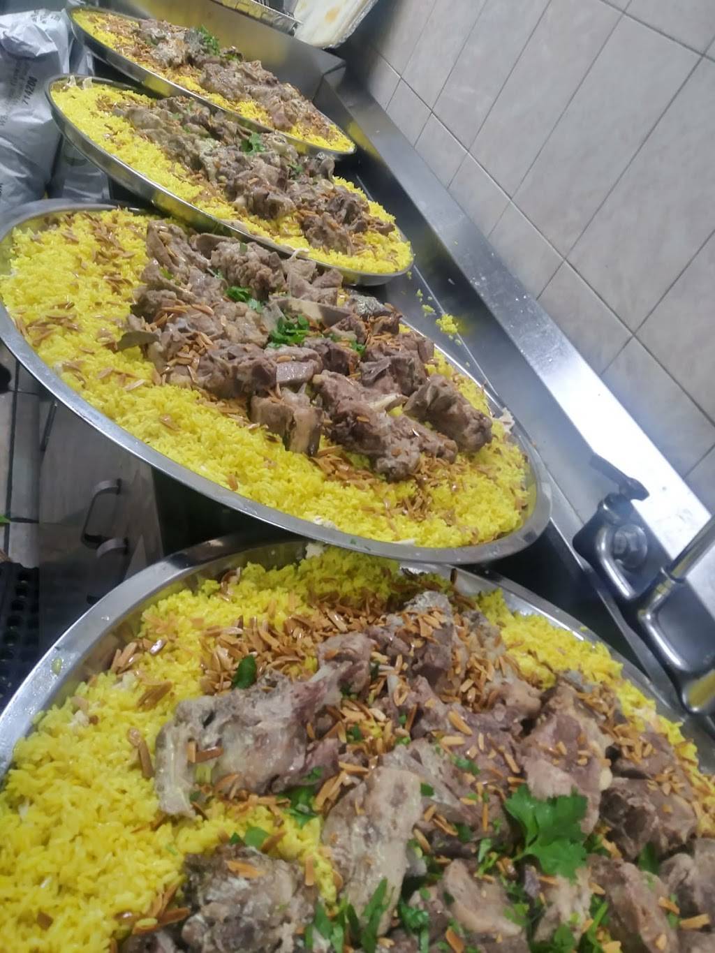 Moe | restaurant | 347 E Railway Ave, Paterson, NJ 07503, USA | 9734137360 OR +1 973-413-7360