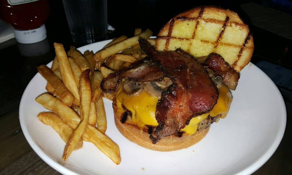 Pts Brewing Company | night club | 3101 N Tenaya Way, Las Vegas, NV 89128, USA | 7253337151 OR +1 725-333-7151