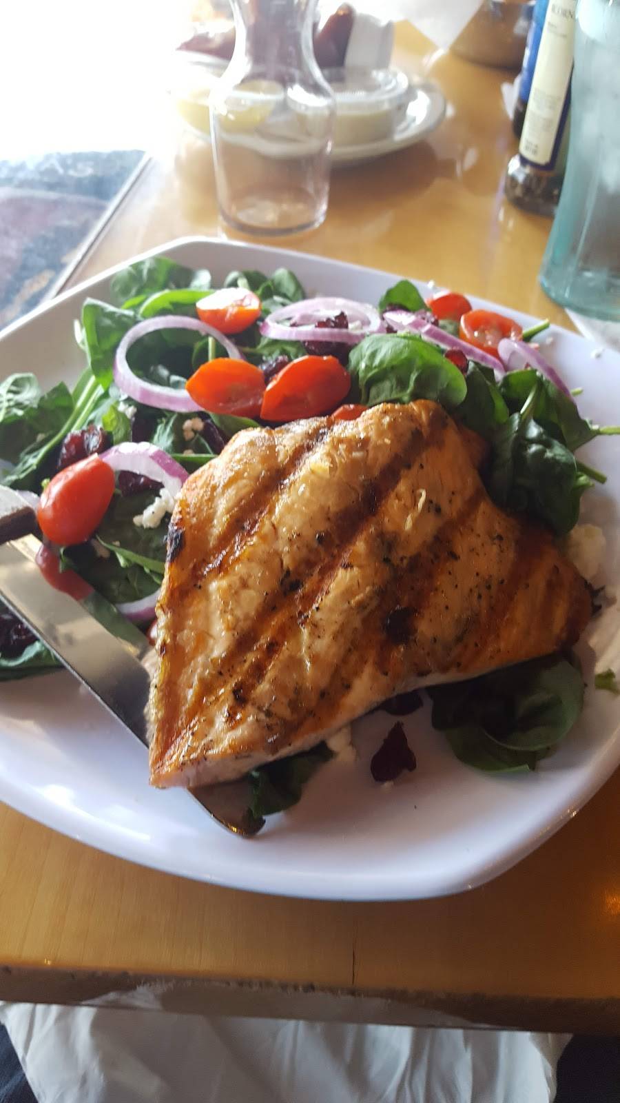 Oliveras Restaurant | restaurant | 390 S Dexter St, Ionia, MI 48846, USA | 6165223000 OR +1 616-522-3000