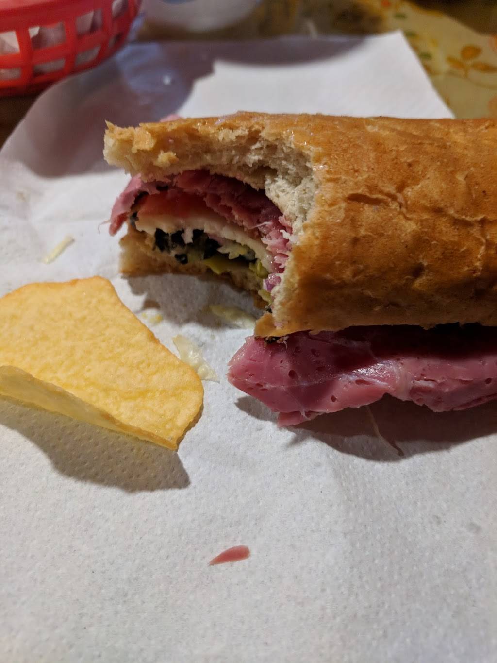 Downtown Deli | restaurant | 328 Main St #6162, Ames, IA 50010, USA | 5152323626 OR +1 515-232-3626