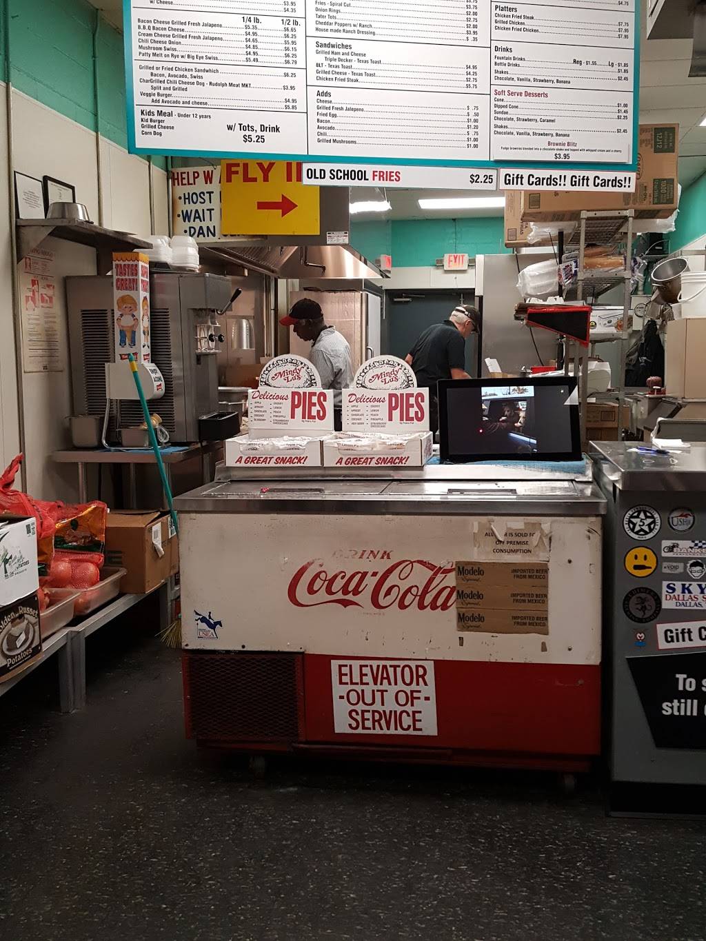 Harvey Bs | restaurant | 4506 Columbia Ave #100, Dallas, TX 75226, USA | 4693340980 OR +1 469-334-0980