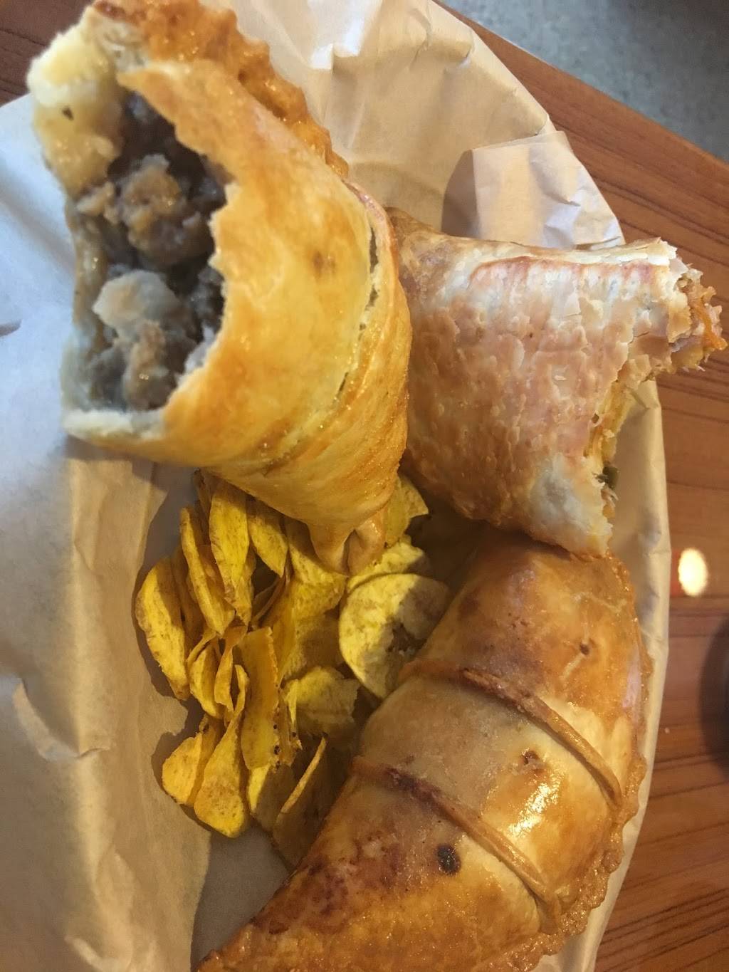 Empanada World | restaurant | 4123 Henderson Blvd, Tampa, FL 33629, USA | 8138980024 OR +1 813-898-0024