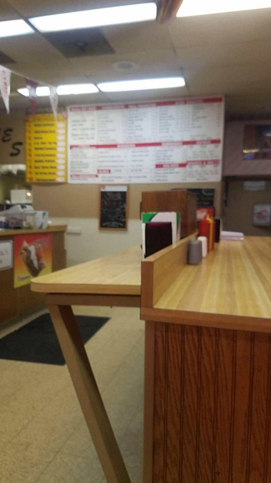 Sammies | restaurant | 216 N Milwaukee Ave #2, Lake Villa, IL 60046, USA | 8472652400 OR +1 847-265-2400