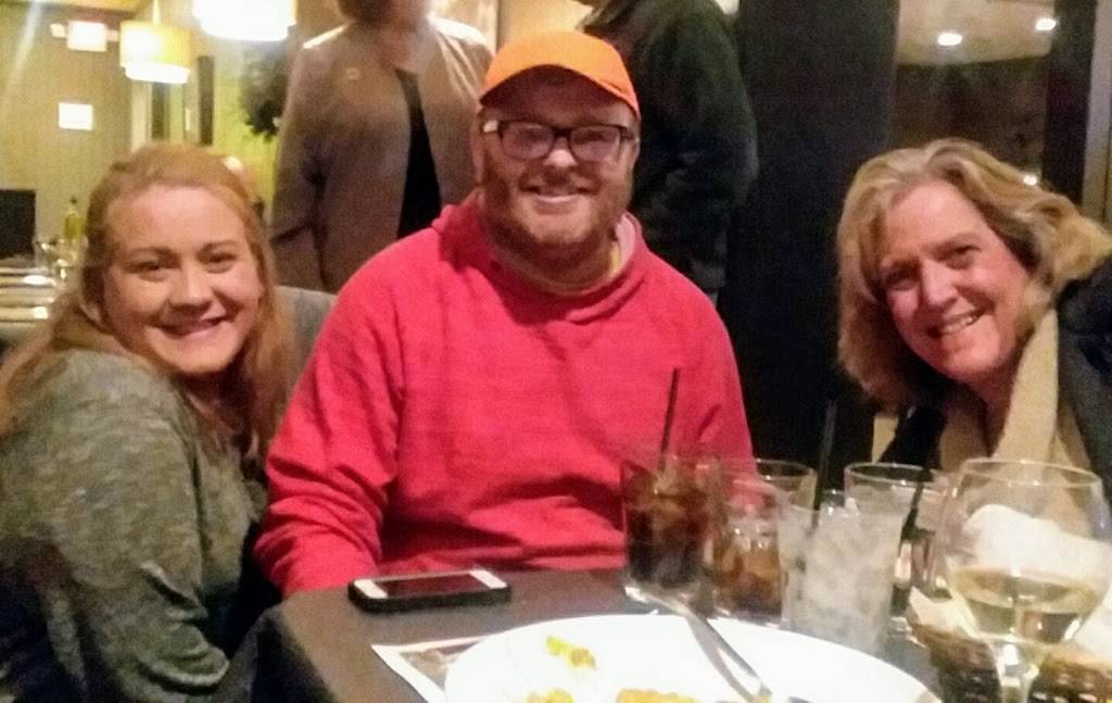 Bernardis Pub | restaurant | 12200 N Brentfield Dr, Dunlap, IL 61525, USA | 3092438888 OR +1 309-243-8888