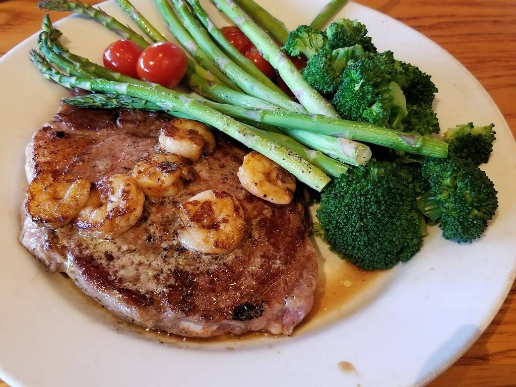 Chilis Grill & Bar | meal takeaway | 502 Baltimore Pike, Bel Air, MD 21014, USA | 4106382992 OR +1 410-638-2992