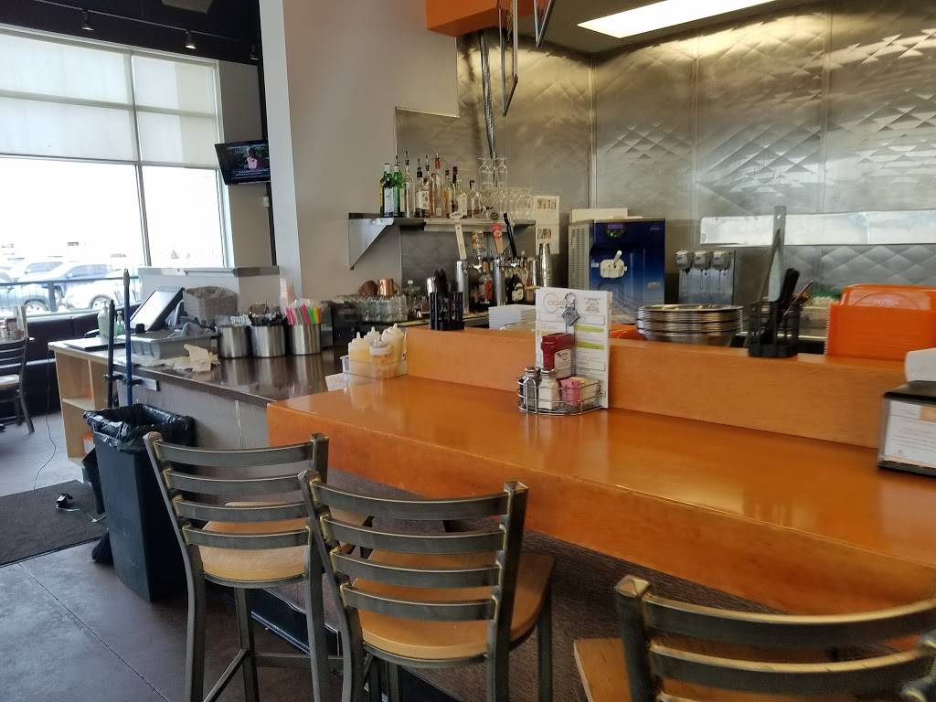 Crave Real Burgers | restaurant | 9344 Dorchester St, Highlands Ranch, CO 80129, USA | 7203443006 OR +1 720-344-3006