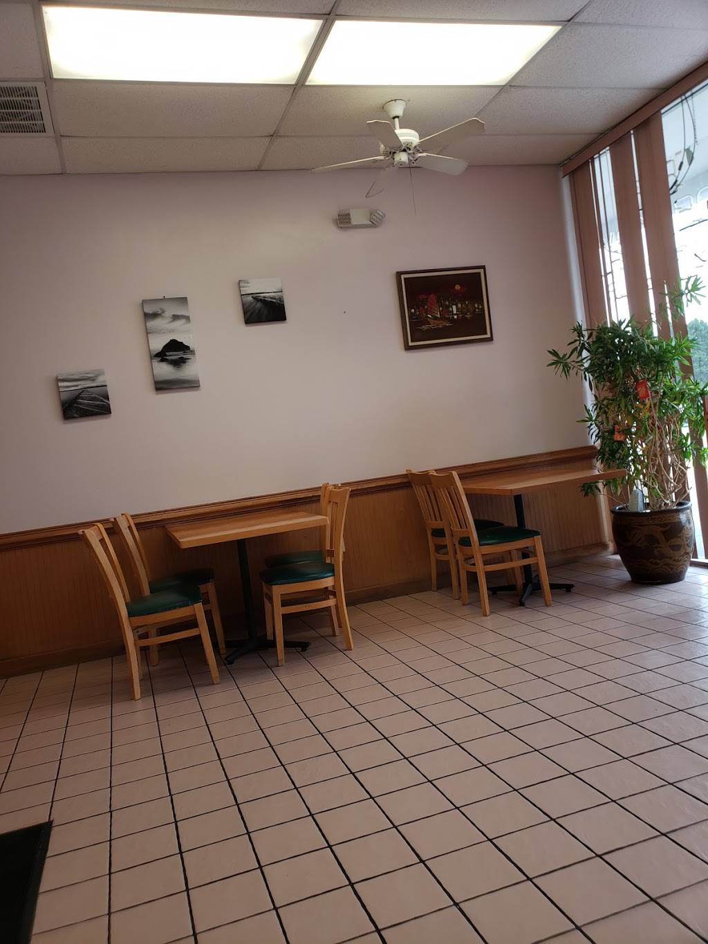 Hong Kong House | meal takeaway | 928 Diamond Springs Rd #129, Virginia Beach, VA 23455, USA | 7574994805 OR +1 757-499-4805