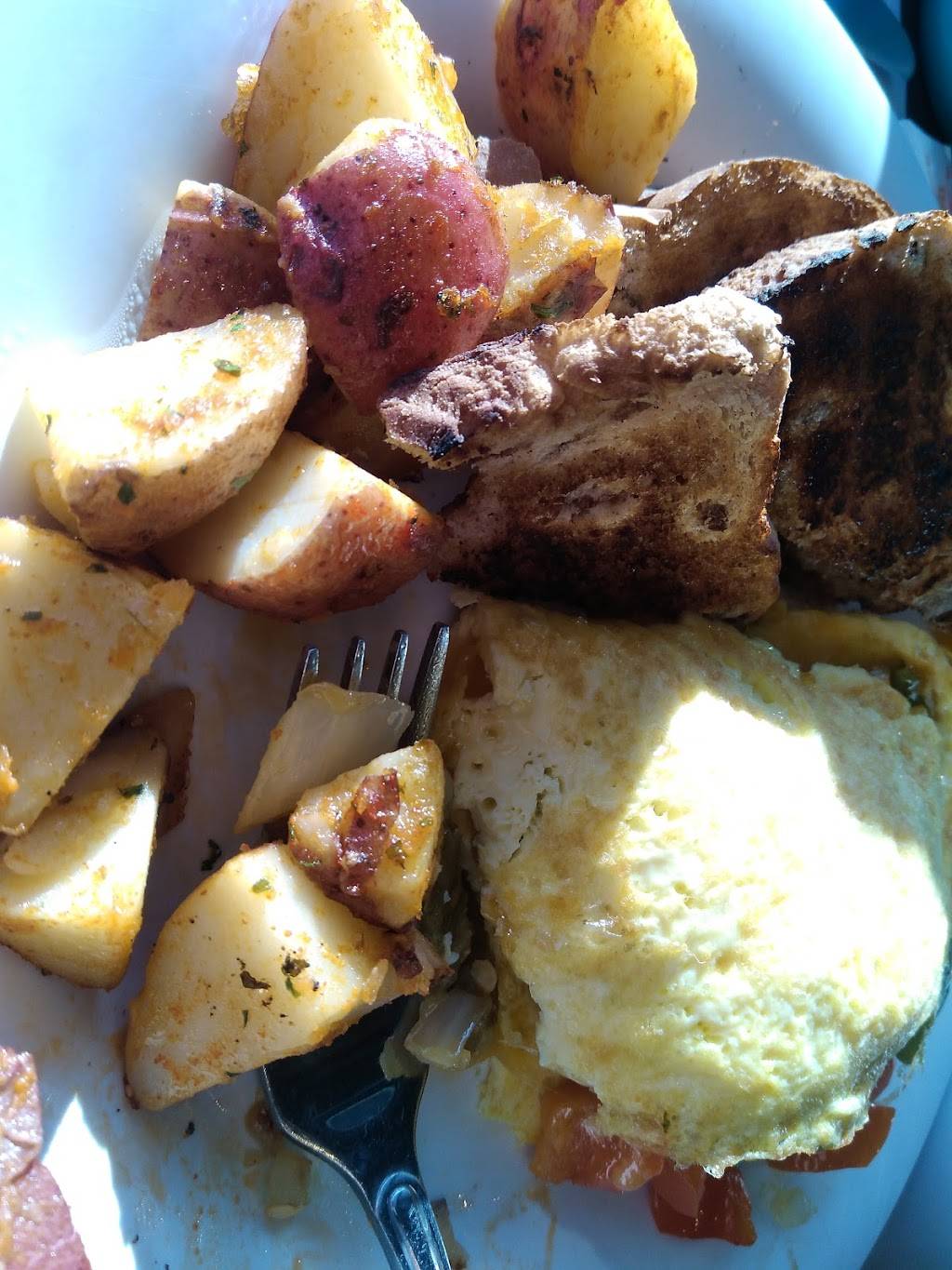 Breakers Restaurant | restaurant | 295 Ocean Blvd, Hampton, NH 03842, USA | 8003456736 OR +1 800-345-6736