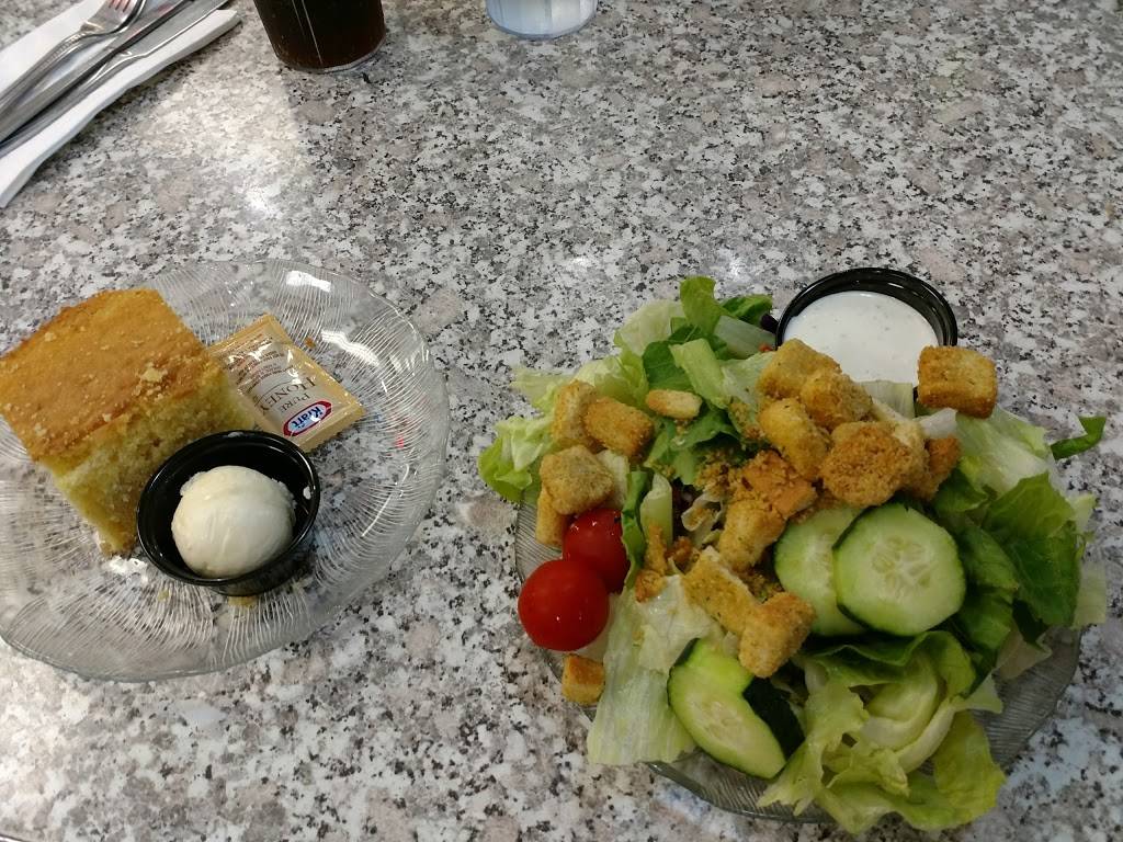 The Original Mels Diner | restaurant | 171 Nut Tree Pkwy, Vacaville, CA 95687, USA | 7074514811 OR +1 707-451-4811