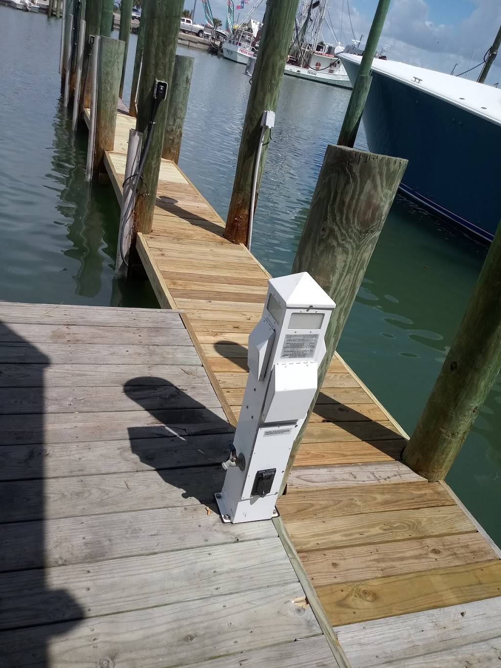 Dairy Queen | restaurant | 307 W Cotter Ave, Port Aransas, TX 78373, USA | 3617493339 OR +1 361-749-3339