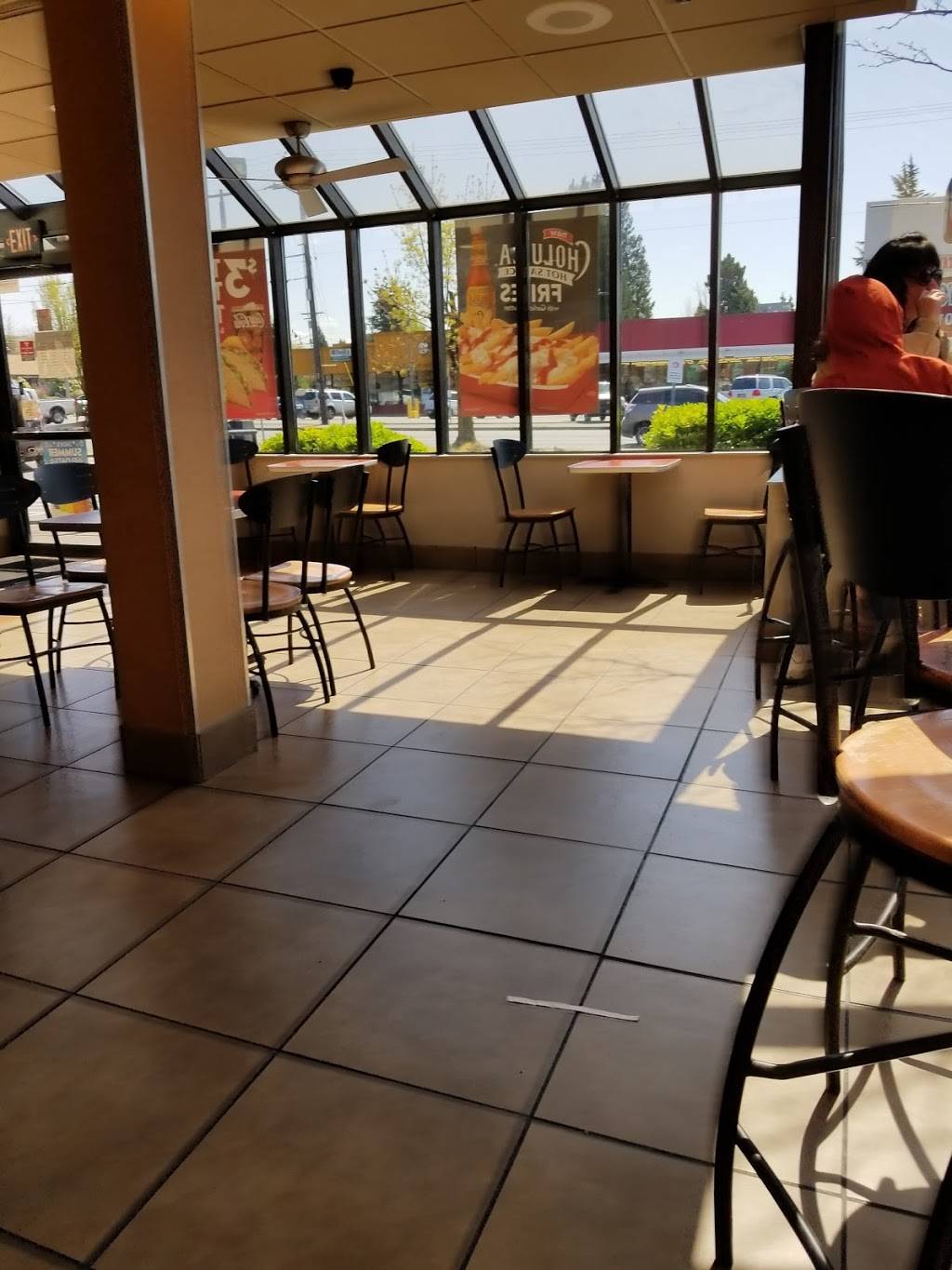 Jack in the Box | restaurant | 5517 Pacific Ave, Tacoma, WA 98408, USA | 2534733407 OR +1 253-473-3407