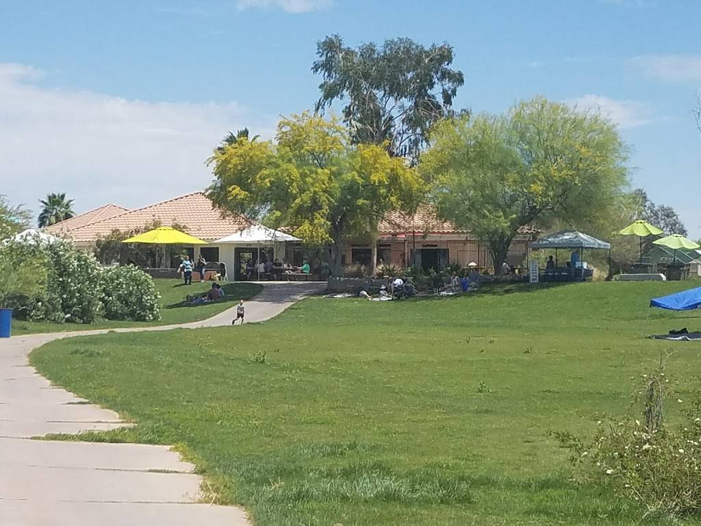 Tempe Meadows | restaurant | 1490 E Weber Dr, Tempe, AZ 85281, USA | 4809993424 OR +1 480-999-3424