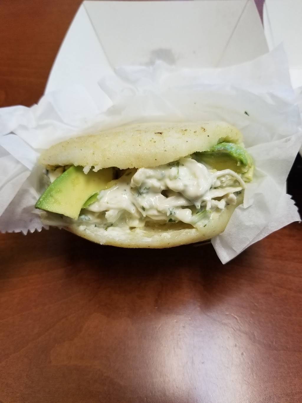 Arepa con que | restaurant | 1898 N Wickham Rd, Melbourne, FL 32935, USA | 3214256169 OR +1 321-425-6169