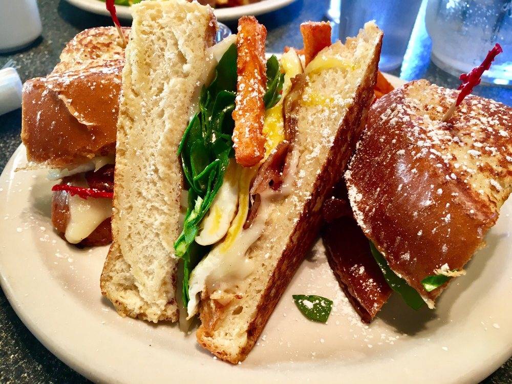 Studio One Cafe | restaurant | 1473 E 19th Ave, Eugene, OR 97403, USA | 5413428596 OR +1 541-342-8596