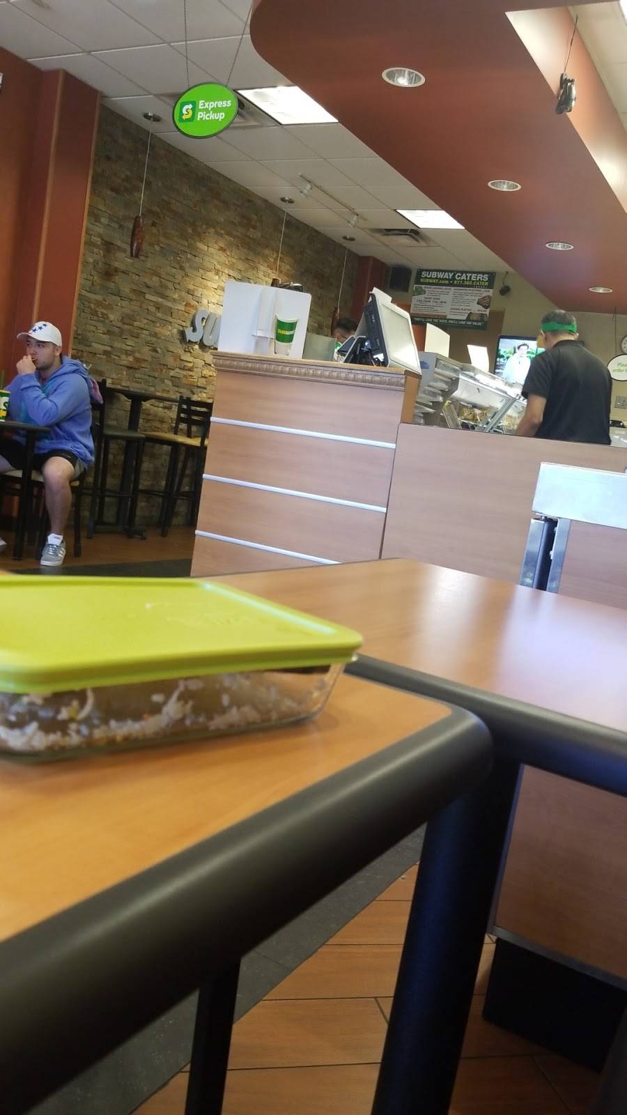 Subway | restaurant | 12381 Pembroke Rd, Pembroke Pines, FL 33025, USA | 9543673916 OR +1 954-367-3916