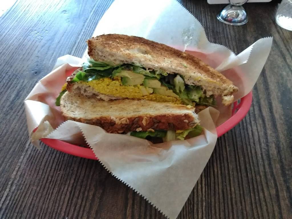 Southern Roots Filling Station | restaurant | 1275 King St, Jacksonville, FL 32204, USA | 9045134726 OR +1 904-513-4726