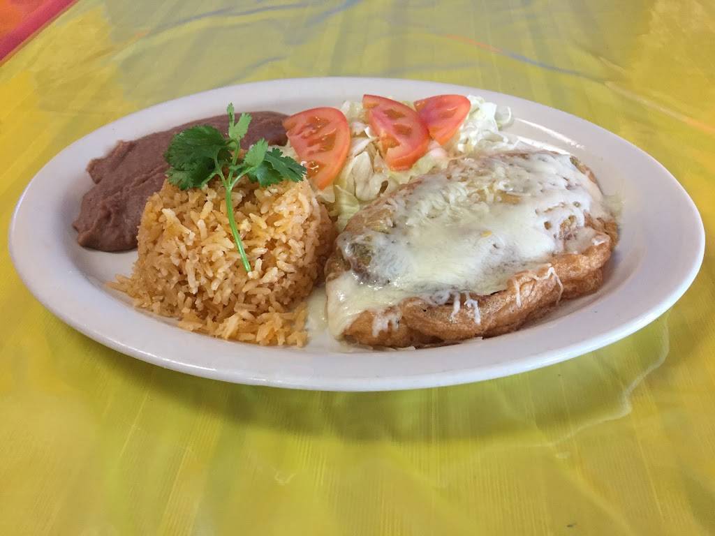 La Semilla Mexican Grill | restaurant | 2526 Culebra Rd, San Antonio, TX 78228, USA | 2103144696 OR +1 210-314-4696