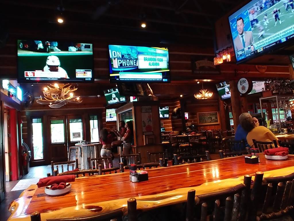 Twin Peaks Montgomery | restaurant | 6814 Eastchase Pkwy, Montgomery, AL 36117, USA | 3345131244 OR +1 334-513-1244