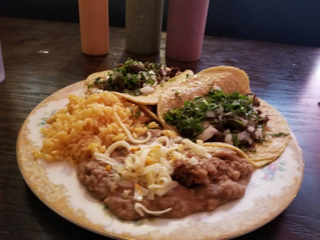 Picante Taqueria | restaurant | 2018 W Division St, Chicago, IL 60622, USA | 7733288800 OR +1 773-328-8800