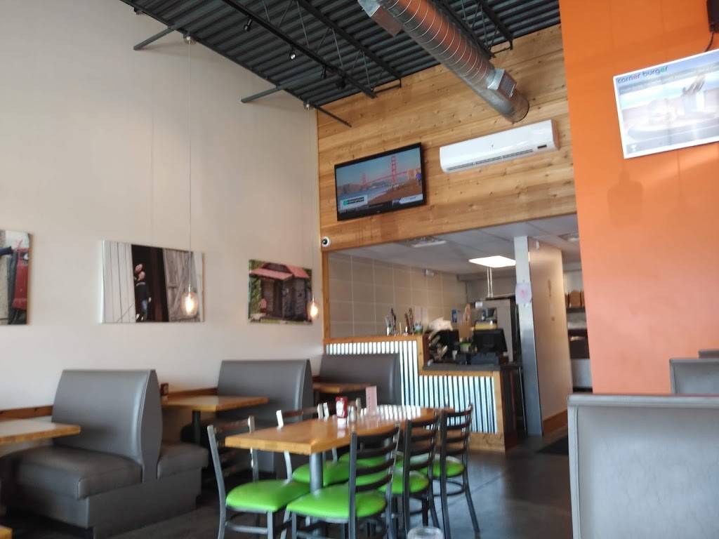 Corner Burger | restaurant | 12130 E Lynchburg Salem Turnpike Unit #3, Forest, VA 24551, USA | 4346162770 OR +1 434-616-2770