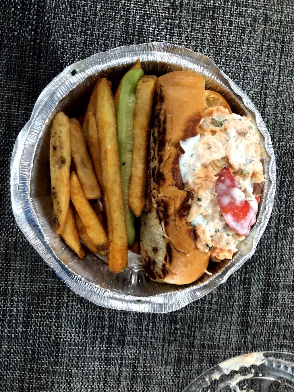 Slapfish | restaurant | 12033 Rockville Pike, Rockville, MD 20852, USA | 2408802037 OR +1 240-880-2037