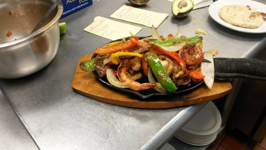 Santa Ana Cafe | restaurant | 714 N Nellis Blvd, Las Vegas, NV 89110, USA | 7024380207 OR +1 702-438-0207