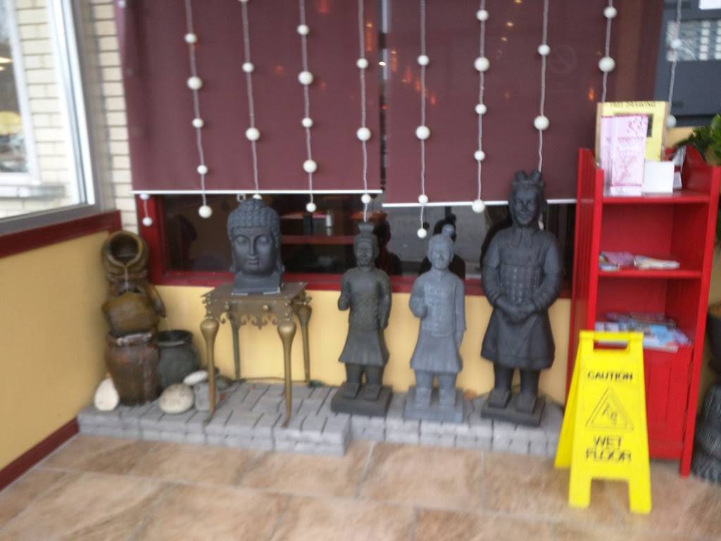 Singapore Chinese Restaurant & Bar | restaurant | 111 Pleasant St, Attleboro, MA 02703, USA | 5082268868 OR +1 508-226-8868