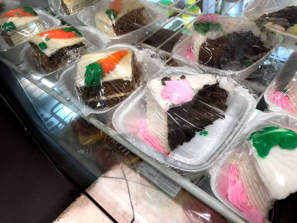 Golden Krust | restaurant | 147-10 Rockaway Blvd, Jamaica, NY 11436, USA | 7188453808 OR +1 718-845-3808