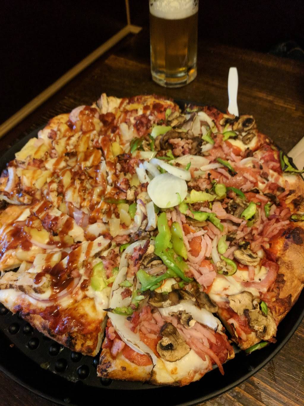 Pizza Plus | restaurant | 2420, 110 W Main St, Ripon, CA 95366, USA | 2095996161 OR +1 209-599-6161