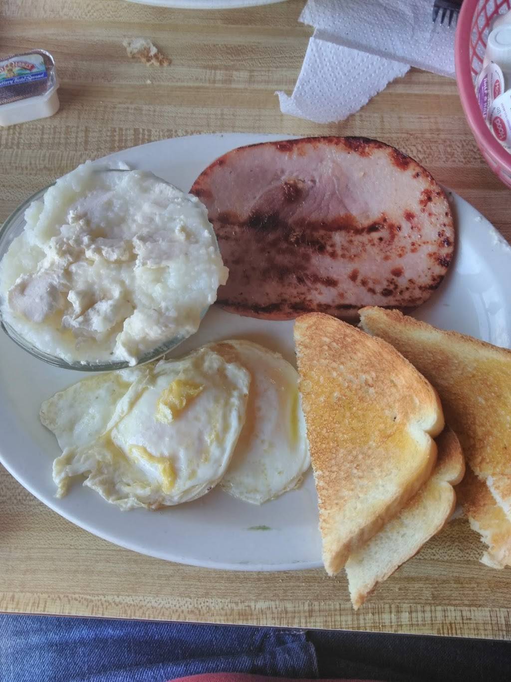 Campbells Field Restaurant | restaurant | 2484 Arkadelphia Rd, Hayden, AL 35079, USA | 2055902744 OR +1 205-590-2744