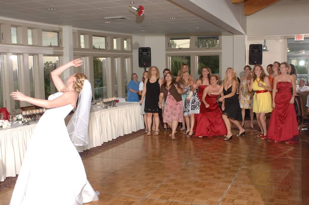 Penobscot Valley Country Club | restaurant | 366 Main St, Orono, ME 04473, USA | 2078662423 OR +1 207-866-2423