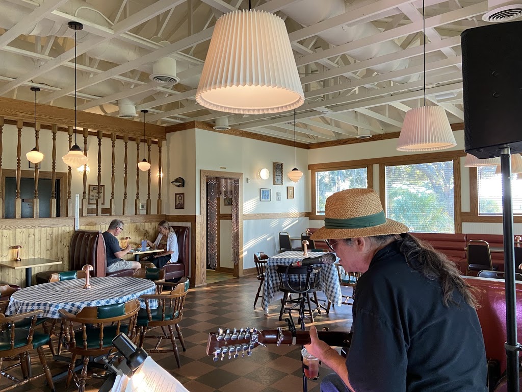 Sundown Lodge | restaurant | 138 Johnny Mercer Blvd, Savannah, GA 31410, USA | 9129998129 OR +1 912-999-8129