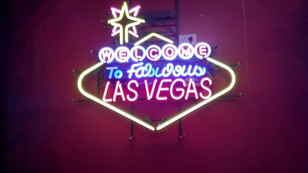 Brasserie Lafontaine | restaurant | 63 Boulevard Saint-Jean-Baptiste, Châteauguay, QC J6J 3H5, Canada | 4506918386 OR +1 450-691-8386