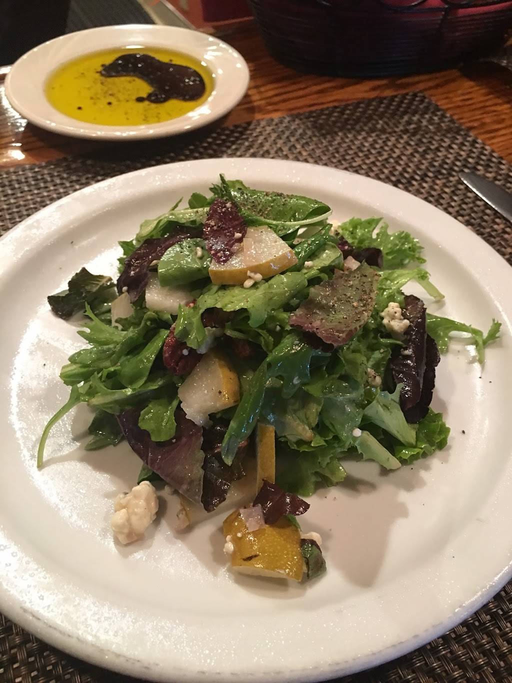 Gold Vine Grill | restaurant | 6028 Grizzly Flat Rd, Somerset, CA 95684, USA | 5306264042 OR +1 530-626-4042