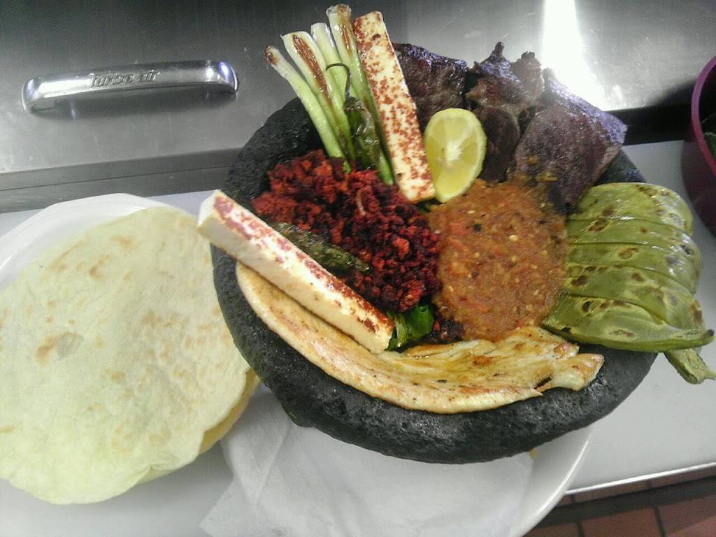 Tacos Y Mariscos El Picante | restaurant | 2223 W 5th St, Santa Ana, CA 92703, USA | 7145474929 OR +1 714-547-4929