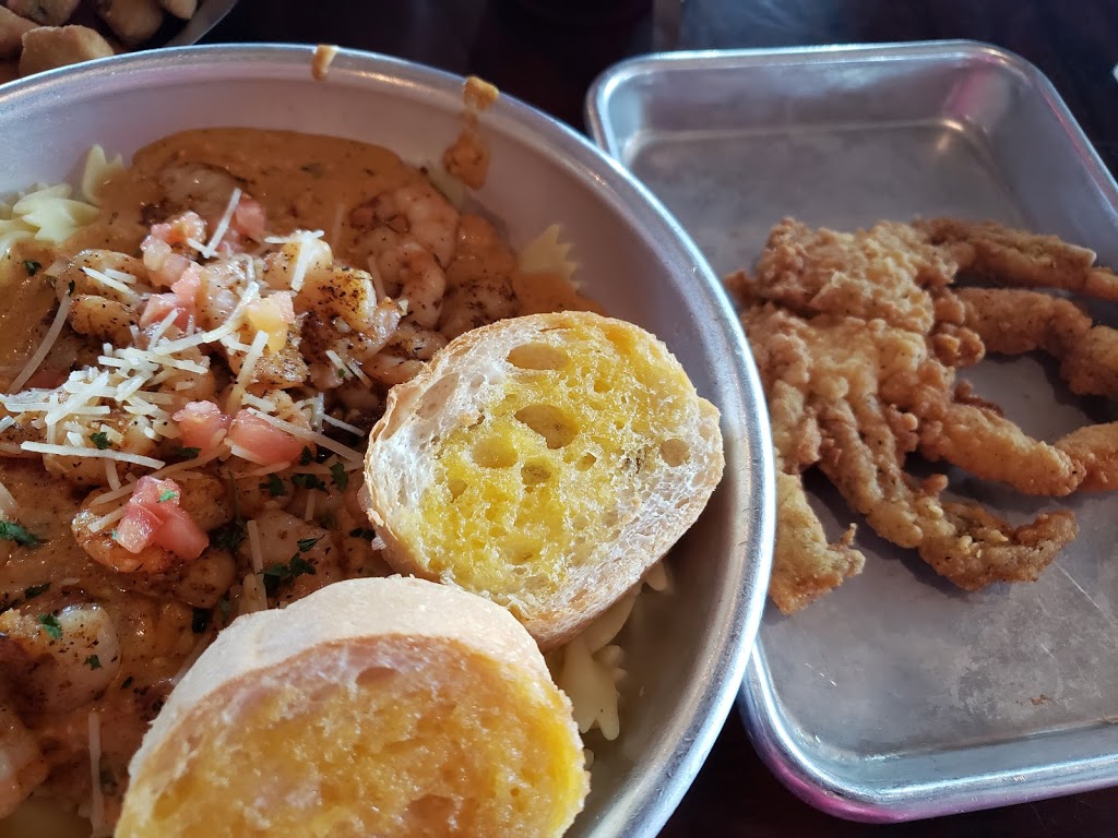 R and R Seafood | restaurant | 1477 Battleship Pkwy, Spanish Fort, AL 36527, USA | 2516218366 OR +1 251-621-8366
