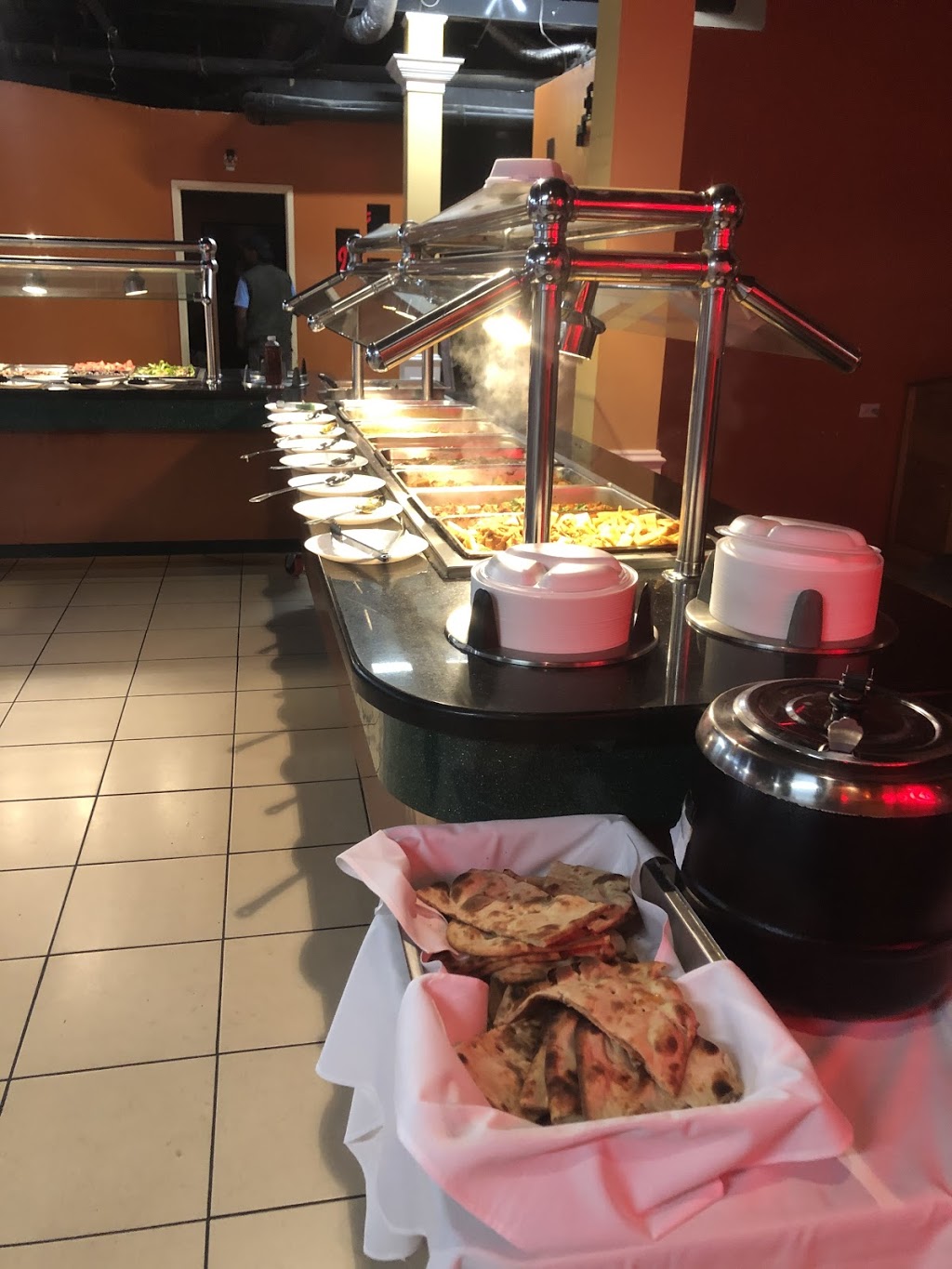 Namak Mandi | restaurant | 5884 Leesburg Pike, Falls Church, VA 22041, USA | 5716998691 OR +1 571-699-8691