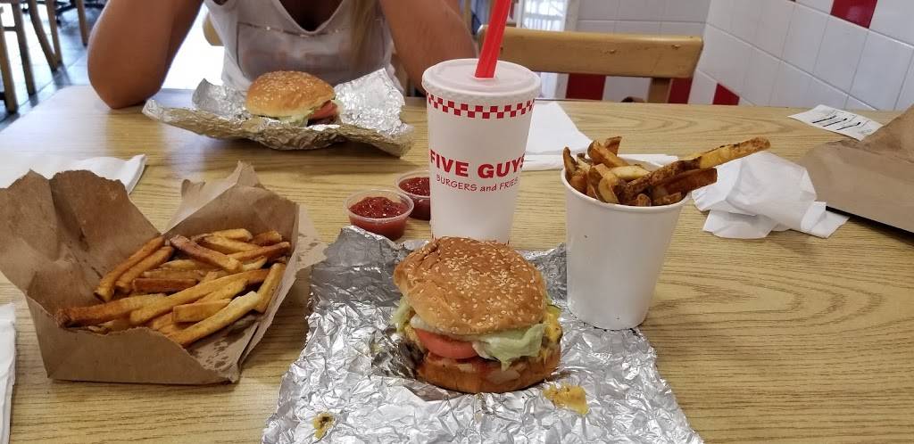 Five Guys | meal takeaway | 1000 N Congress Ave, Boynton Beach, FL 33426, USA | 5613694460 OR +1 561-369-4460