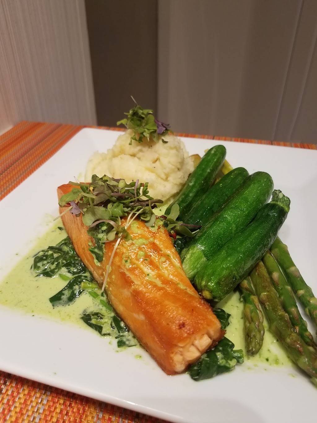 Forty Carrots | restaurant | 10250 Santa Monica Blvd, Los Angeles, CA 90067, USA | 3107727178 OR +1 310-772-7178