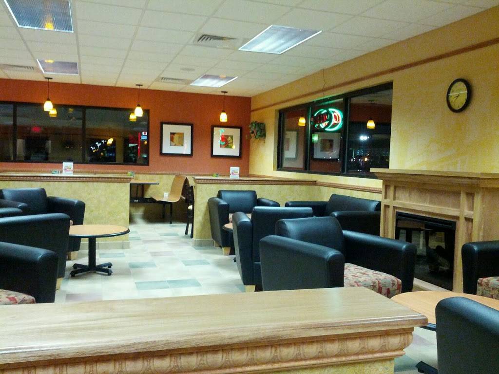 Subway | restaurant | 2726 N 6th St, Vincennes, IN 47591, USA | 8128829782 OR +1 812-882-9782