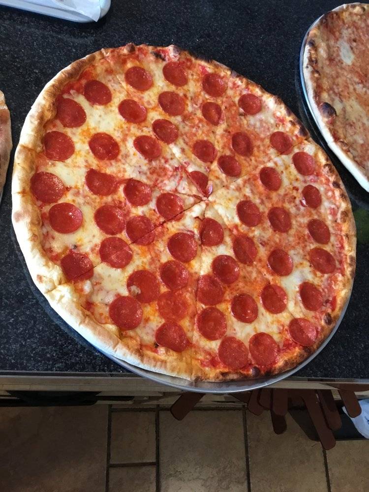 Fuentes Wood Fired Pizza & Italian Restaurant | restaurant | 400 NY-211, Middletown, NY 10940, USA | 8453815134 OR +1 845-381-5134