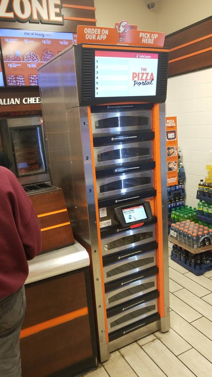 Little Caesars Pizza | meal takeaway | 3287 Austin Peay Hwy, Memphis, TN 38128, USA | 9013778778 OR +1 901-377-8778