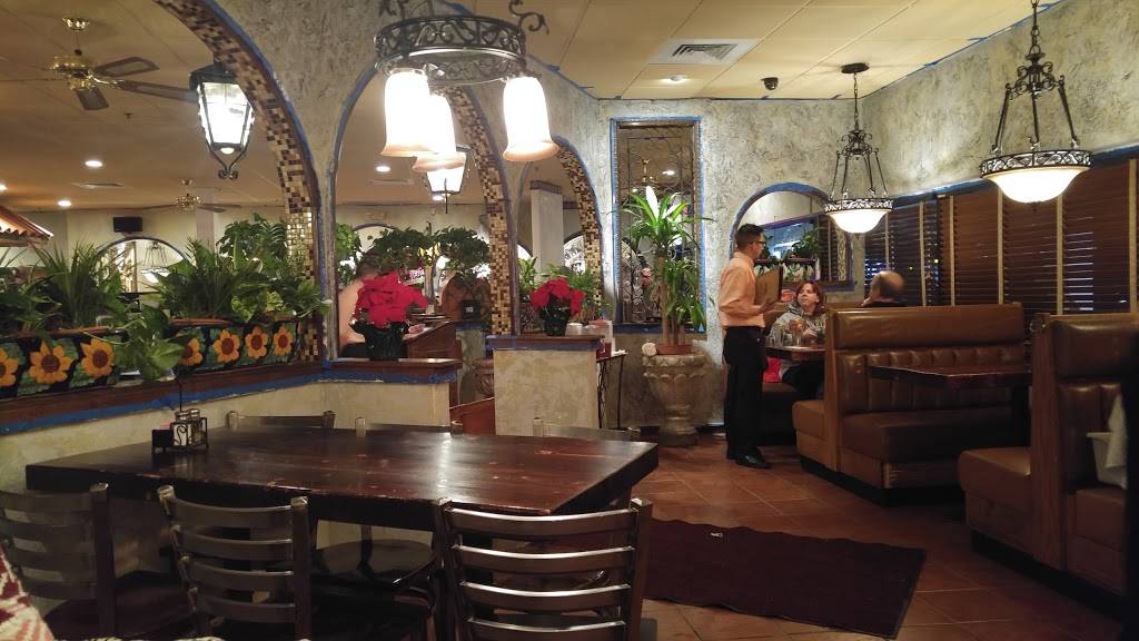 La Carreta Mexican Restaurant | restaurant | 139 Daniel Webster Hwy, Nashua, NH 03060, USA | 6038910055 OR +1 603-891-0055