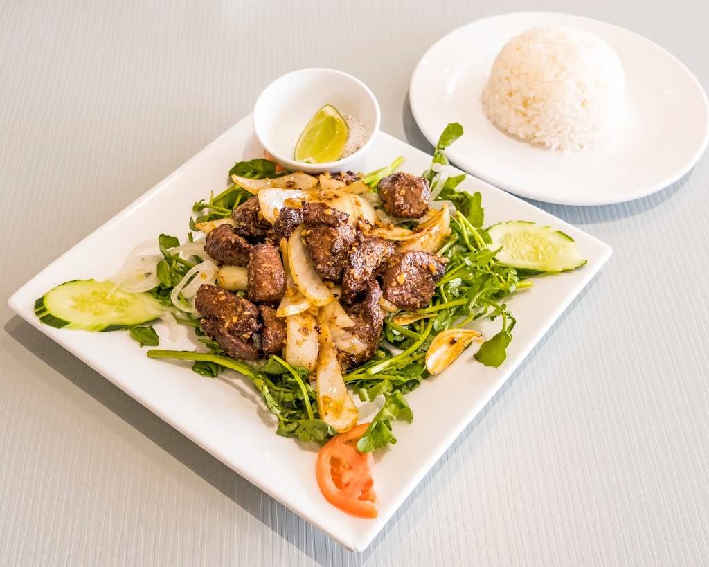 Pho Nụ Cười Saigon | restaurant | 9535 Braddock Rd, Fairfax, VA 22032, USA | 7032728839 OR +1 703-272-8839